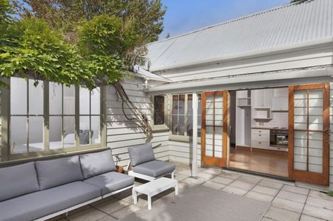 Photo of property in 137 Springfield Road, St Albans, Christchurch, 8014