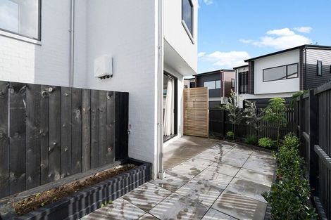 Photo of property in 24 Frank Gill Road, Hobsonville, Auckland, 0616