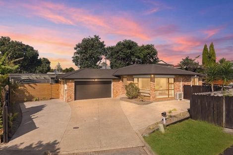 Photo of property in 8 Caldecote Place, Flat Bush, Auckland, 2019