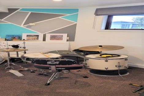 Photo of property in 3 Beauly Grove, Papakowhai, Porirua, 5024