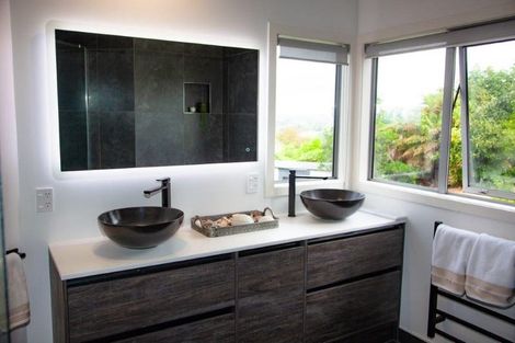 Photo of property in 20 Dawn View Place, Minden, Tauranga, 3176