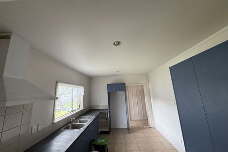 Photo of property in 25 Royton Avenue, Mangere East, Auckland, 2024