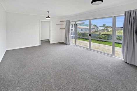 Photo of property in 79a Ngatai Street, Manaia, 4612