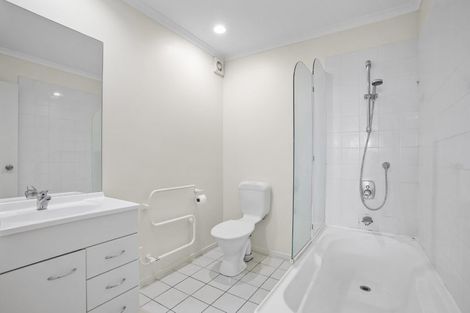 Photo of property in 27b Challinor Street, Pakuranga, Auckland, 2010