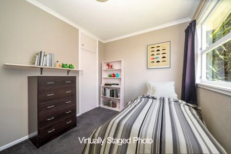 Photo of property in 5 Kahikatea Street, Inglewood, 4330