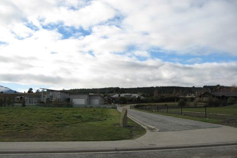 Photo of property in 12 Waimana Place, Wanaka, 9305