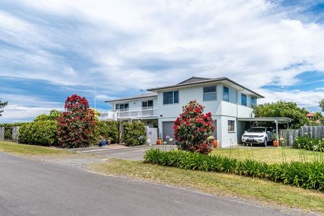 Photo of property in 56 Le Quesne Road, Bay View, Napier, 4104