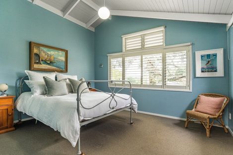 Photo of property in 104a Stanley Point Road, Stanley Point, Auckland, 0624