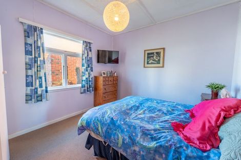 Photo of property in 39 Saint George Street, Watlington, Timaru, 7910