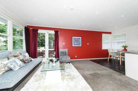 Photo of property in 13 James Street, Glenfield, Auckland, 0629