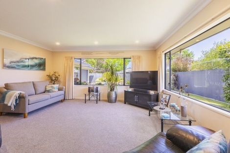 Photo of property in 2/38 Elbourne Street, Taradale, Napier, 4112