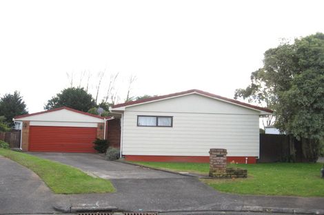 Photo of property in 23 Oakmont Place, Wattle Downs, Auckland, 2103