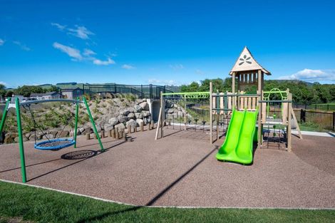 Photo of property in 42 Okaia Drive, Kinloch, Taupo, 3377