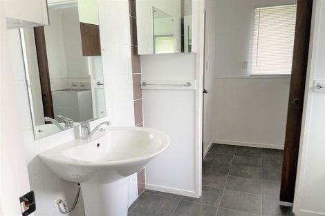 Photo of property in 25 Dorset Crescent, Hokowhitu, Palmerston North, 4410