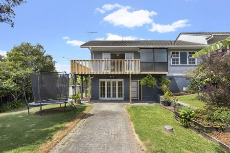 Photo of property in 1/39 Butterworth Drive, Glendene, Auckland, 0602