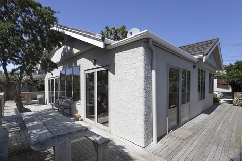 Photo of property in 12 Tamar Street, South Hill, Oamaru, 9400