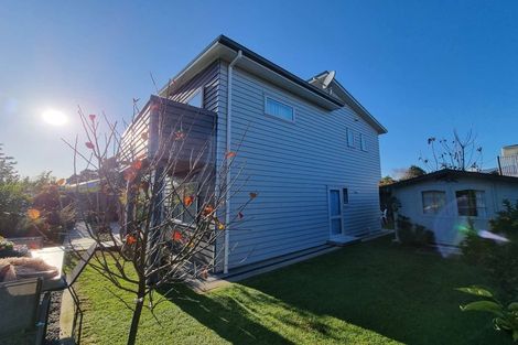 Photo of property in 35 Waione Avenue, Athenree, Waihi Beach, 3177
