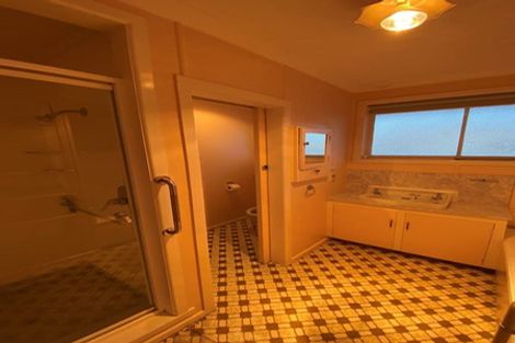 Photo of property in 241 Mangorei Road, Merrilands, New Plymouth, 4312