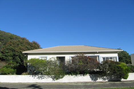 Photo of property in 1 Konini Street, Eastbourne, Lower Hutt, 5013