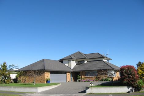 Photo of property in 11 Mcilwaine Place, Marton, 4710