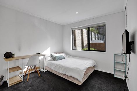 Photo of property in 16 Nukuroa Close, Waitara, 4320