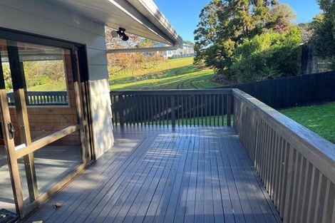 Photo of property in 2/226 Forrest Hill Road, Forrest Hill, Auckland, 0620