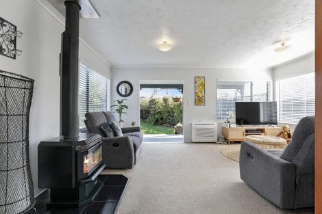 Photo of property in 28 Pukehangi Road, Pukehangi, Rotorua, 3015