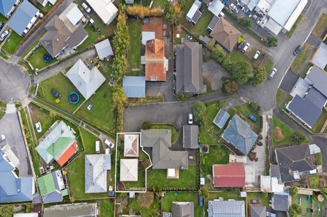 Photo of property in 8a Williams Place, Fairfield, Hamilton, 3214