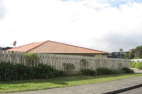 Photo of property in 82 Allington Road, Karori, Wellington, 6012