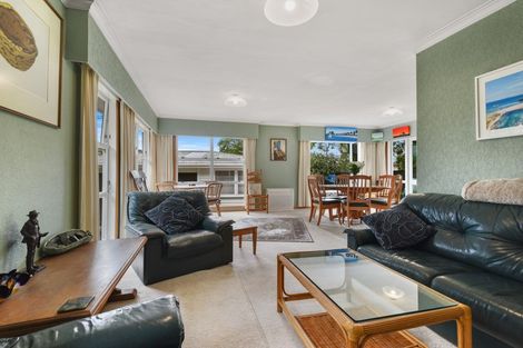 Photo of property in 122 Tarawera Road, Lynmore, Rotorua, 3010