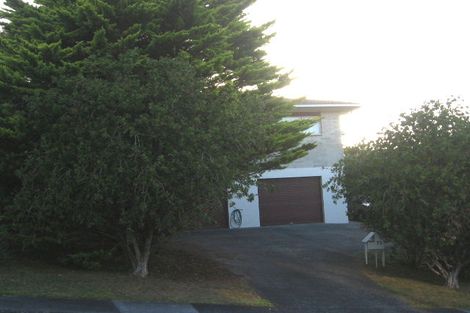 Photo of property in 73 Stanaway Street, Hillcrest, Auckland, 0627