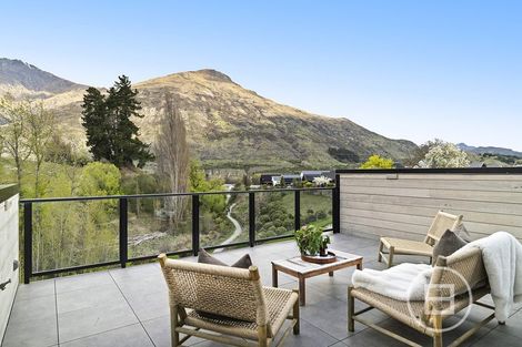 Photo of property in 15 Lorne Street, Lake Hayes, Queenstown, 9304