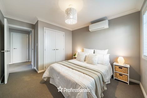 Photo of property in 14 Ronald Scott Grove, Riverstone Terraces, Upper Hutt, 5018