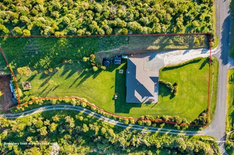 Photo of property in 18 Harkness Rice Way, Koru, New Plymouth, 4374