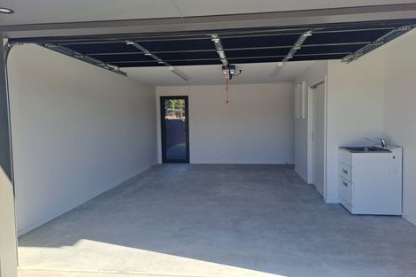 Photo of property in 10 Stebbing Way, Alexandra, 9320