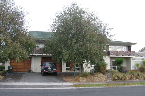 Photo of property in 13 Wilfred Street, St Andrews, Hamilton, 3200
