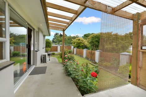 Photo of property in 37a Kinmont Crescent, Kinmont Park, Mosgiel, 9024