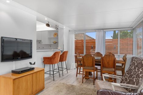 Photo of property in 75 Appleby Crescent, Burnside, Christchurch, 8053