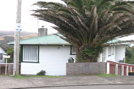 Photo of property in 18 Diane Grove, Paparangi, Wellington, 6037