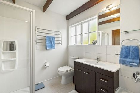 Photo of property in 2/6 Elderwood Lane, Belmont, Auckland, 0622