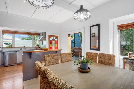 Photo of property in 1/305 Lake Road, Hauraki, Auckland, 0622