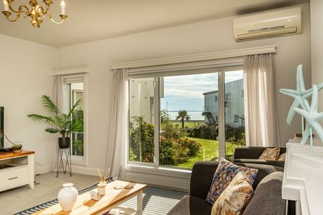 Photo of property in 1-12/48 The Bay Hill, Timaru, 7910