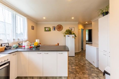 Photo of property in 3 Otanga Street, Dannevirke, 4930