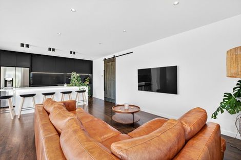 Photo of property in 11 Whangaehu Place, Te Awa, Napier, 4110