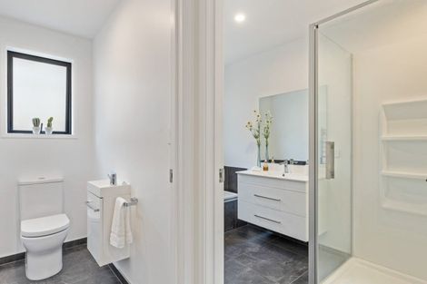 Photo of property in 29a Atutahi Street, Hurdon, New Plymouth, 4310