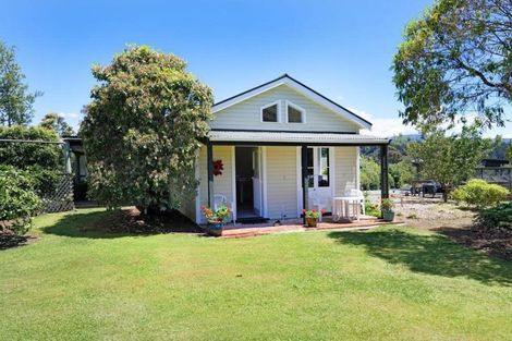 Photo of property in 17 Lansdowne Street, Clifton, Takaka, 7183