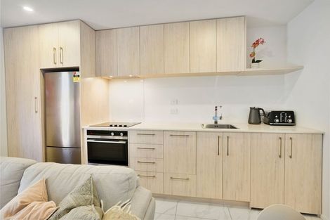 Photo of property in 2/196 Worcester Street, Christchurch Central, Christchurch, 8011