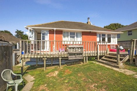 Photo of property in 55 Jillett Street, Titahi Bay, Porirua, 5022