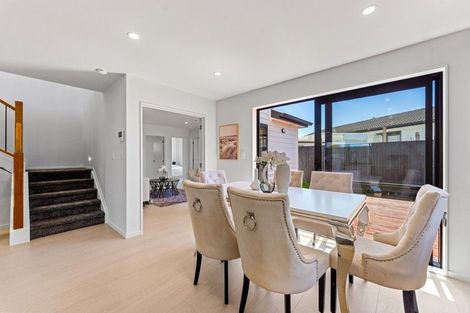 Photo of property in 38a Hyperion Drive, Randwick Park, Auckland, 2105