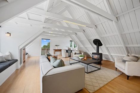 Photo of property in 194 Onewa Road, Birkenhead, Auckland, 0626